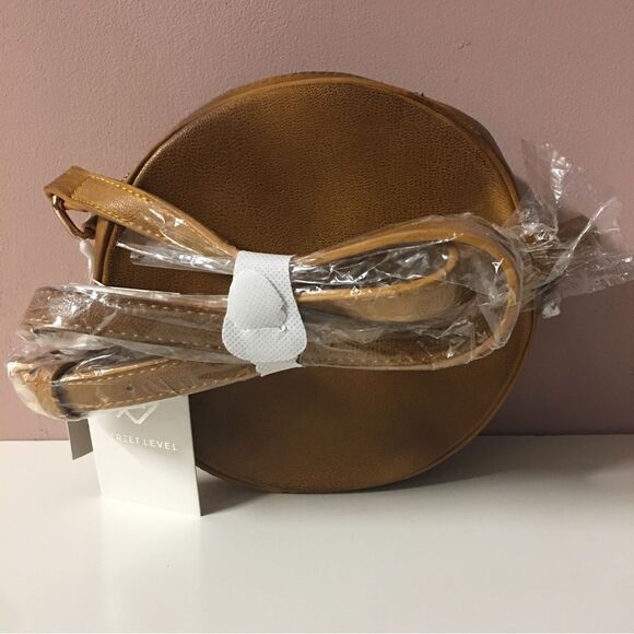 Francesca’s Street Level Brown Studded Circle Crossbody Bag NWT - Picture 3 of 10